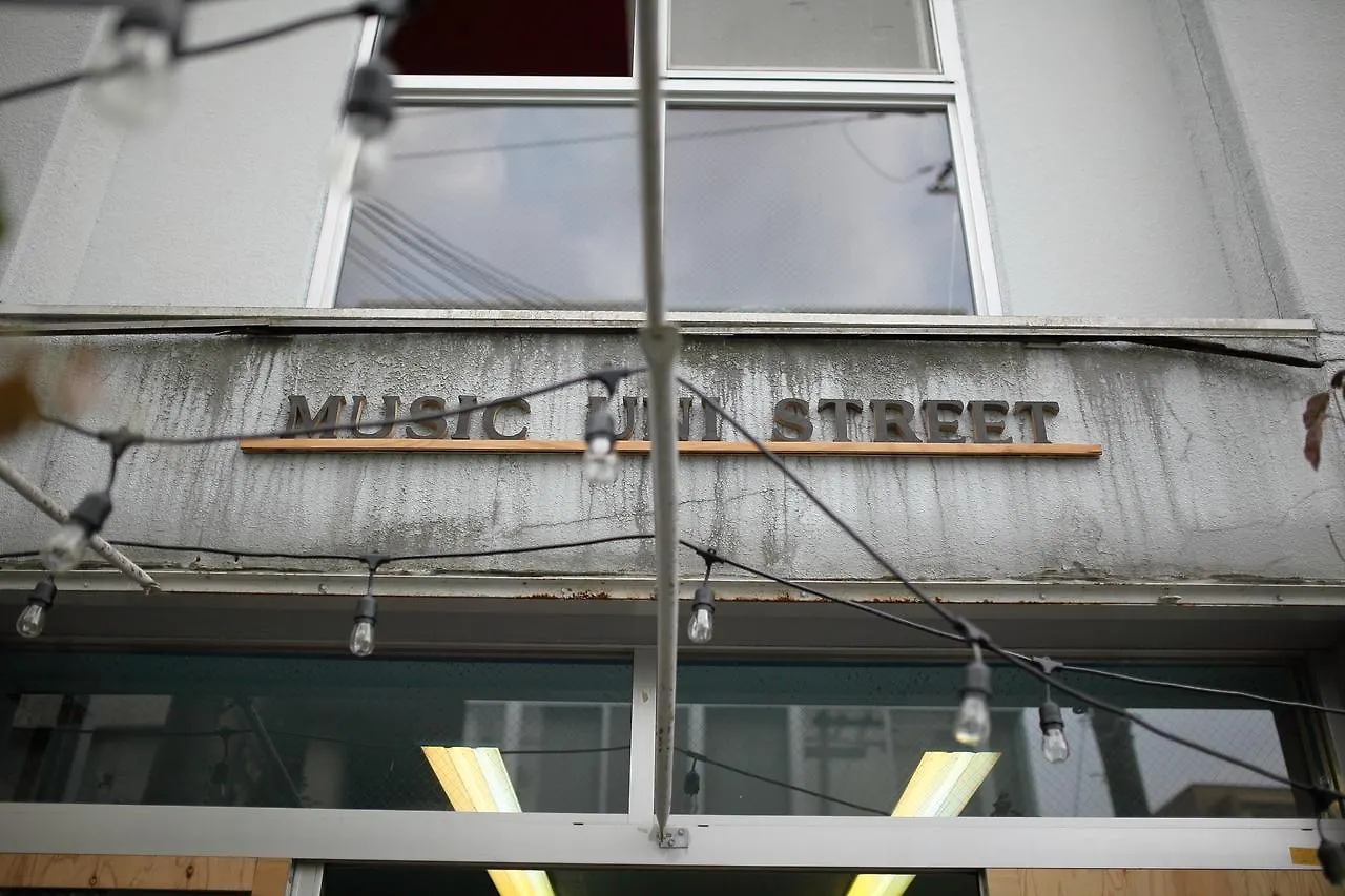 Music Uni Street Backpacker'S Hostel Toyonaka Japan